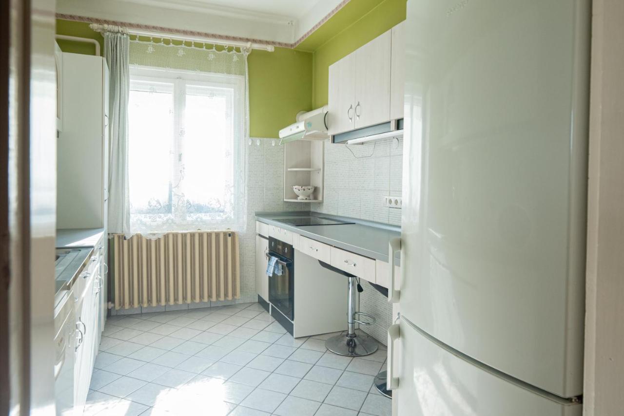 Vadkacsa Apartmanhaz Medencevel Zamárdi Exteriér fotografie