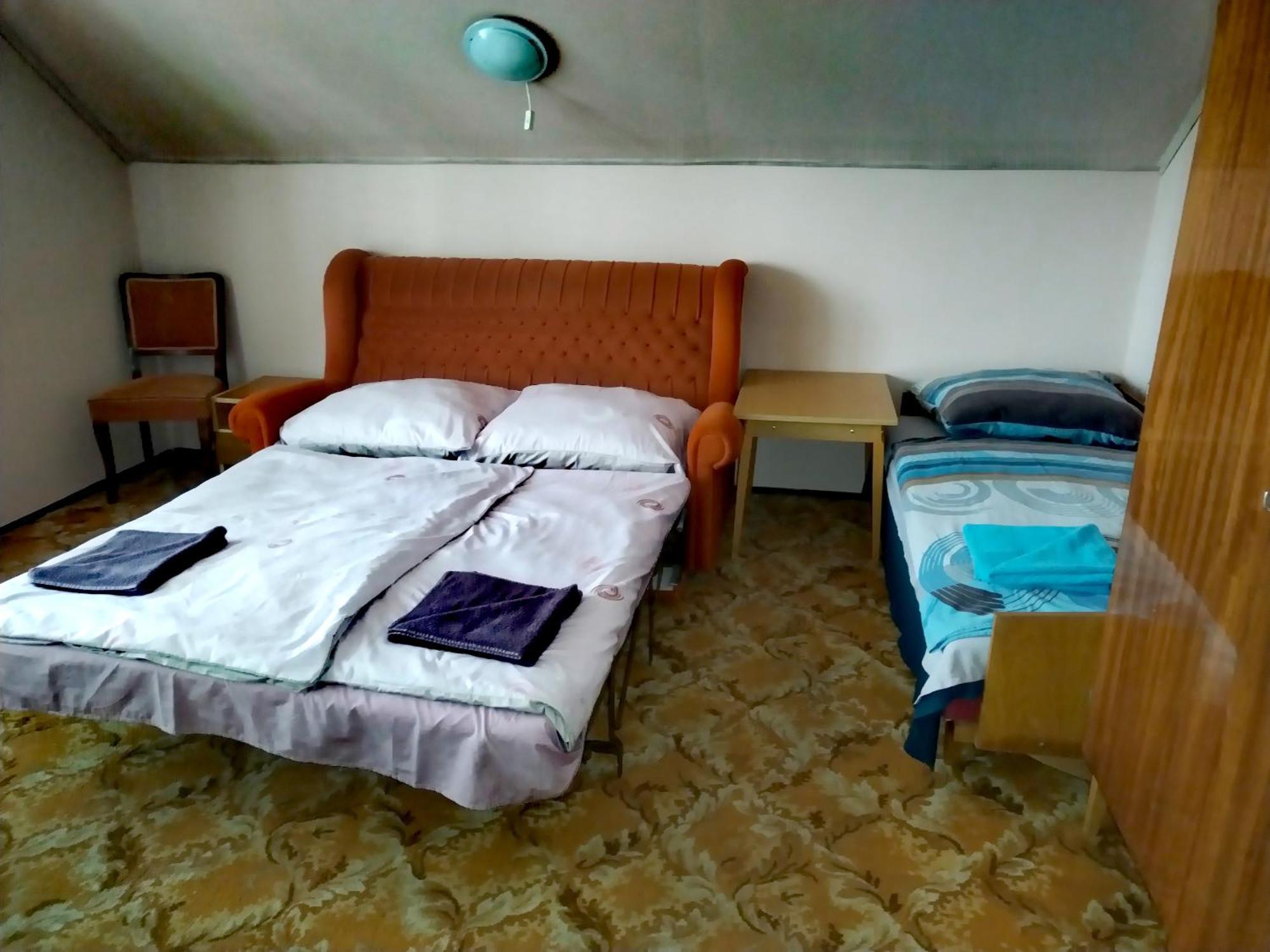 Vadkacsa Apartmanhaz Medencevel Zamárdi Exteriér fotografie